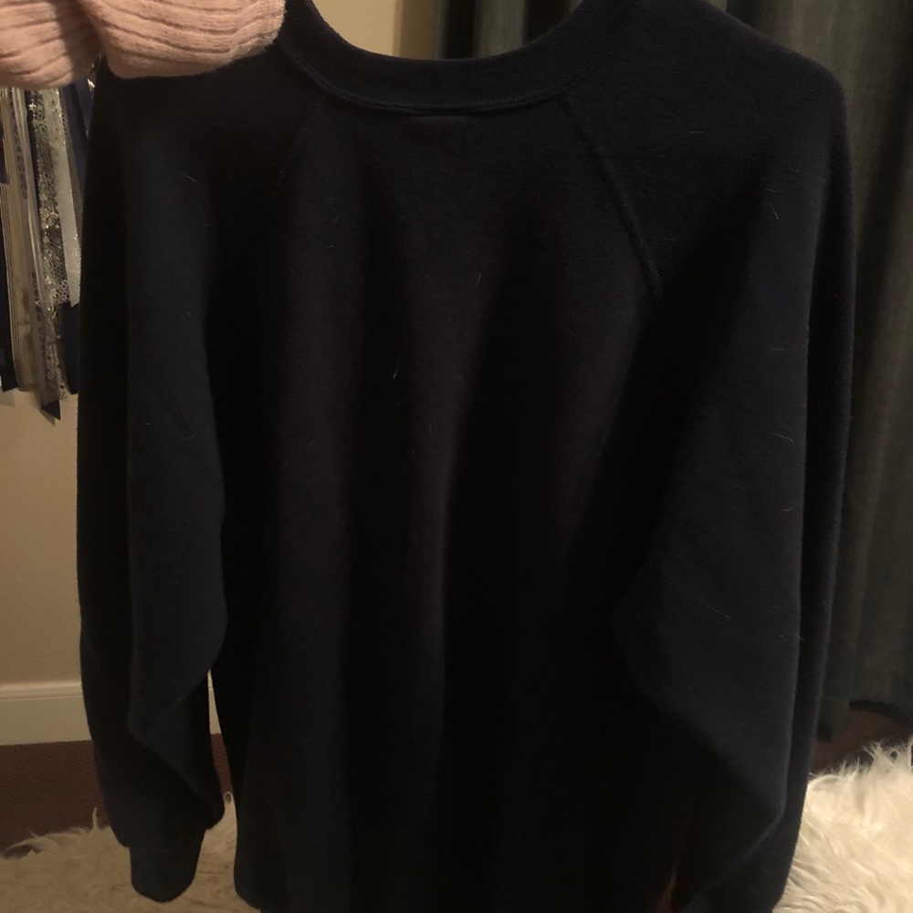 sweatshirt - Picture 2 of 2